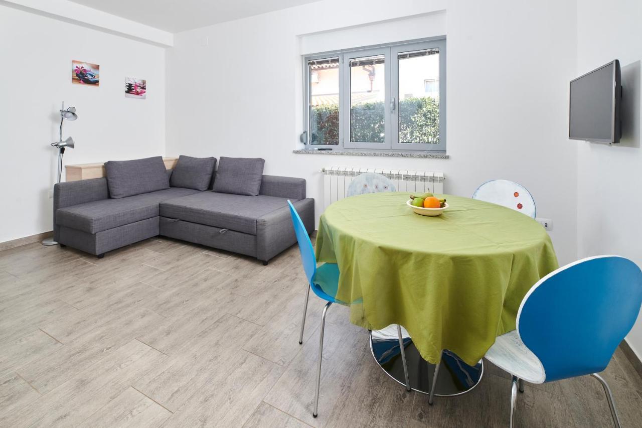 Apartments Ferlin Umag Exterior foto