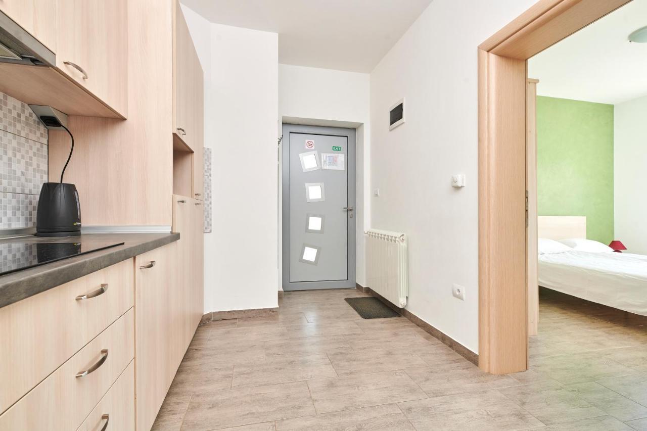 Apartments Ferlin Umag Exterior foto
